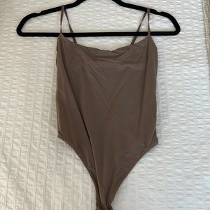 FITS EVERYBODY CAMI BODYSUIT | UMBER color size small